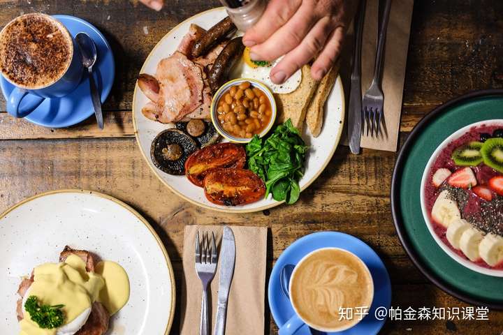 旅行中如何挑选健康餐饮食品指南