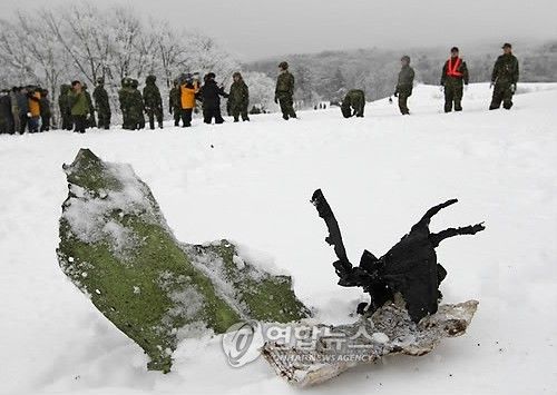 韩坠机事件遗属怒斥政府，尸体处理不当引发众怒