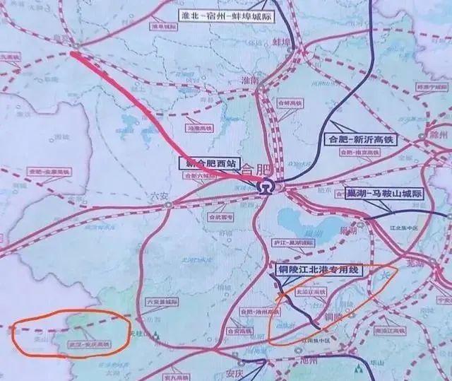 2025春运铁路安全检查，筑牢旅客安全出行防线