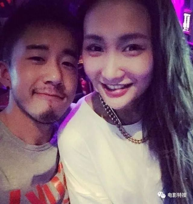 美丽与才华并重的新星，女生长相酷似张曼玉走红网络