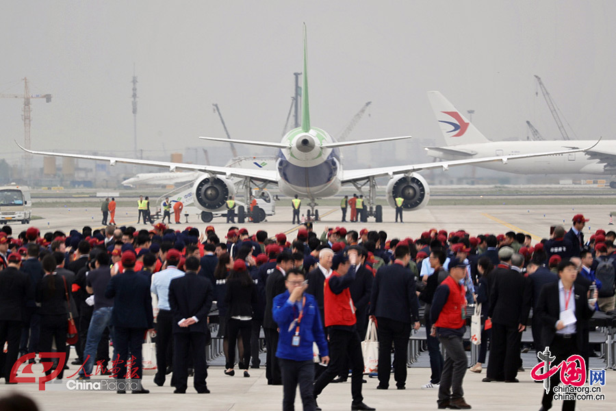 春运盛宴中的新星，C919机队大放异彩，共展飞翼风采